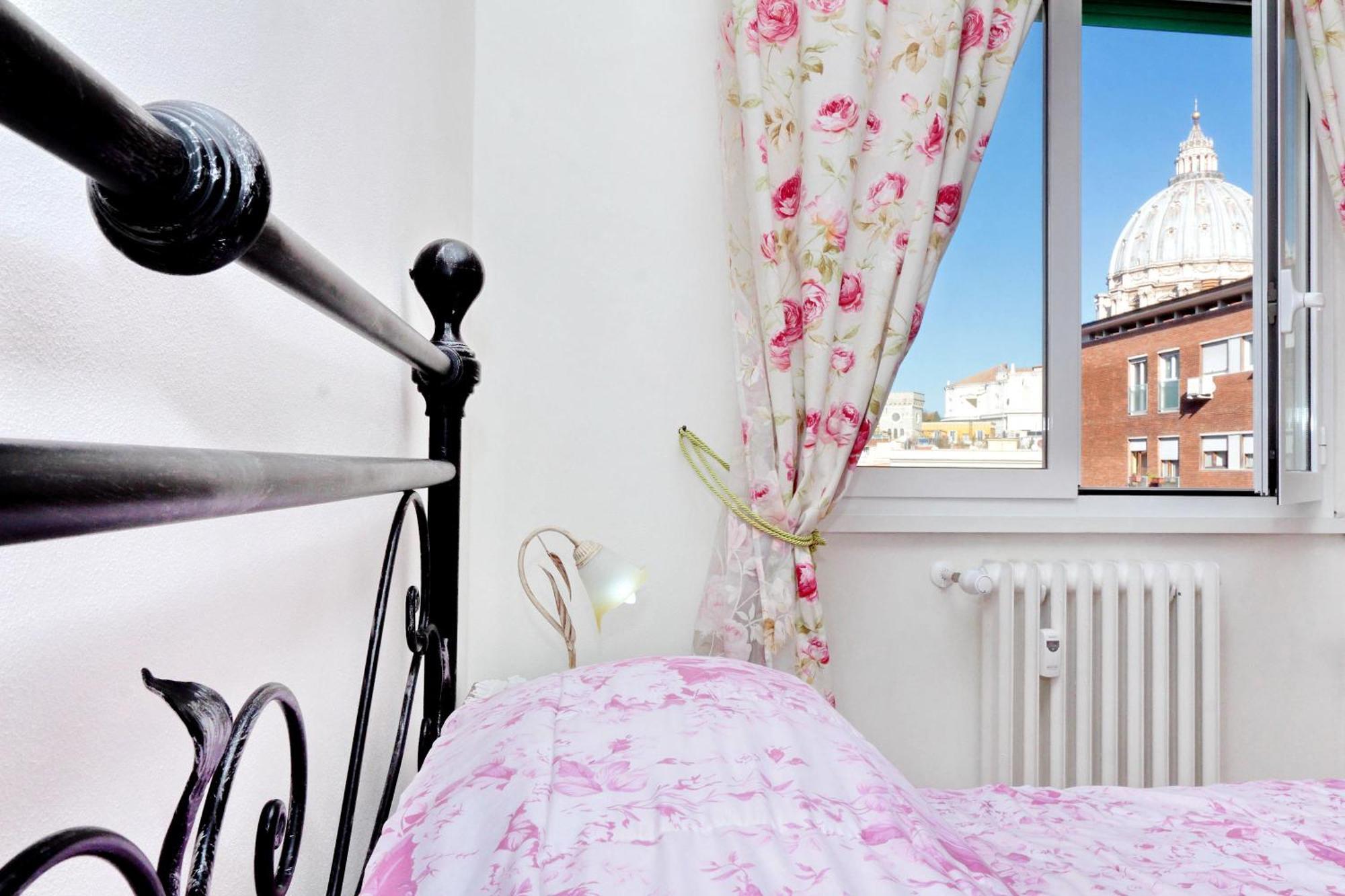Il Bacio Holidayhouse Best Location For Jubilee 2024-2026 Roma Ngoại thất bức ảnh